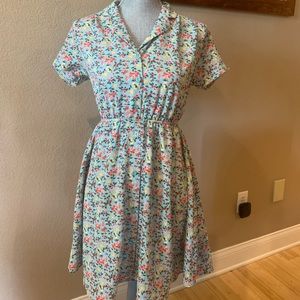 Light Blue Floral Collared Short Sleeve Dress